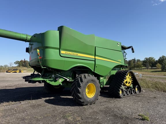 Image of John Deere S780 equipment image 3
