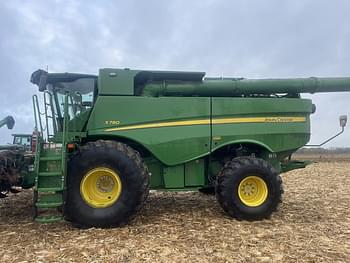 2023 John Deere S780 Equipment Image0