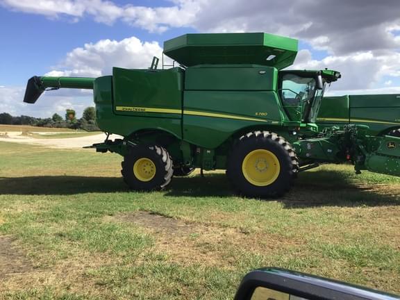 Image of John Deere S780 equipment image 3