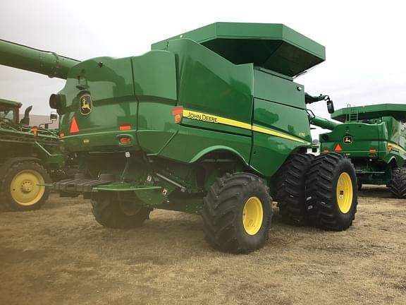 Image of John Deere S780 equipment image 3