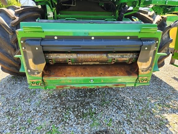 Image of John Deere S780 equipment image 2