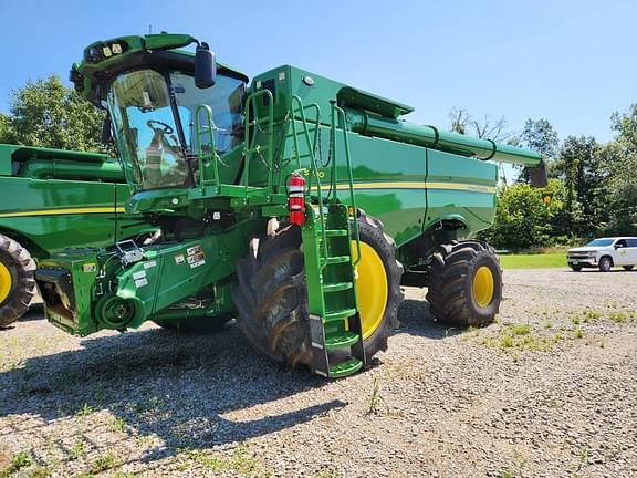 Image of John Deere S780 Primary image