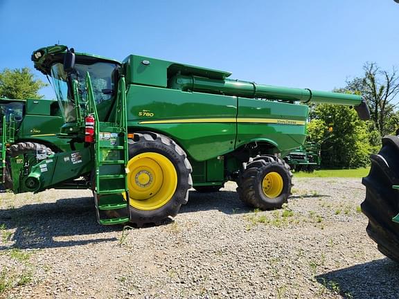 Image of John Deere S780 equipment image 2