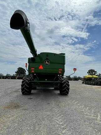 Image of John Deere S780 equipment image 4