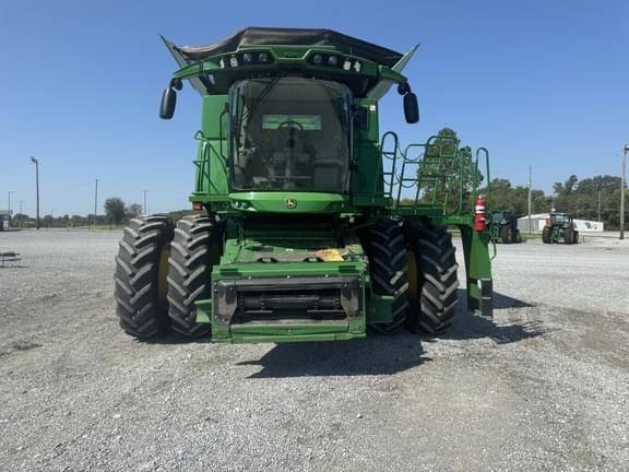 Image of John Deere S780 equipment image 3