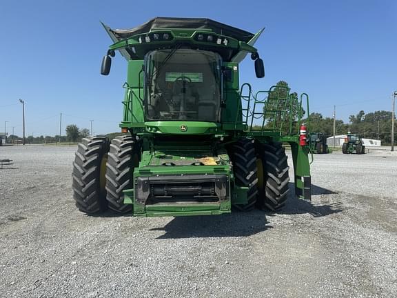 Image of John Deere S780 equipment image 2