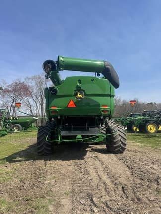 Image of John Deere S780 equipment image 4