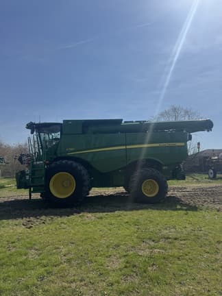 Image of John Deere S780 equipment image 2