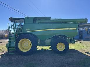 Main image John Deere S780 15