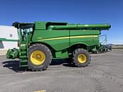 Thumbnail image John Deere S780 1