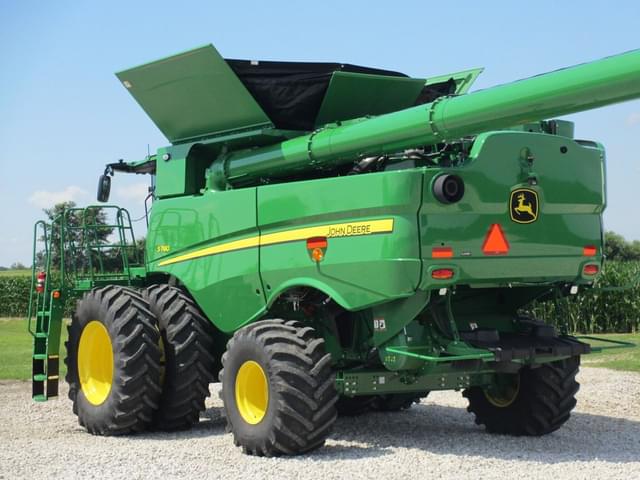 Image of John Deere S780 equipment image 3
