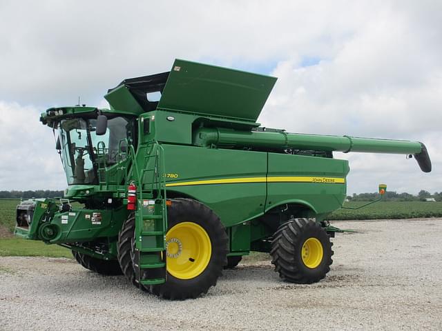 Image of John Deere S780 equipment image 3