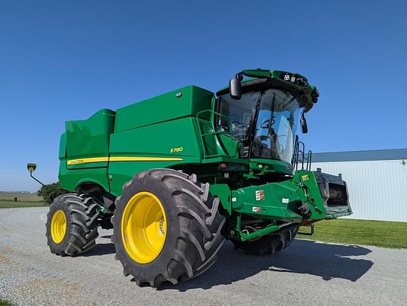 Image of John Deere S780 Primary image