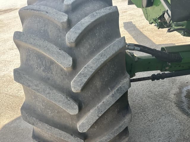 Image of John Deere S780 equipment image 4