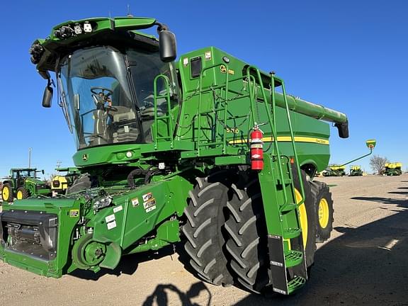 Image of John Deere S780 Primary image