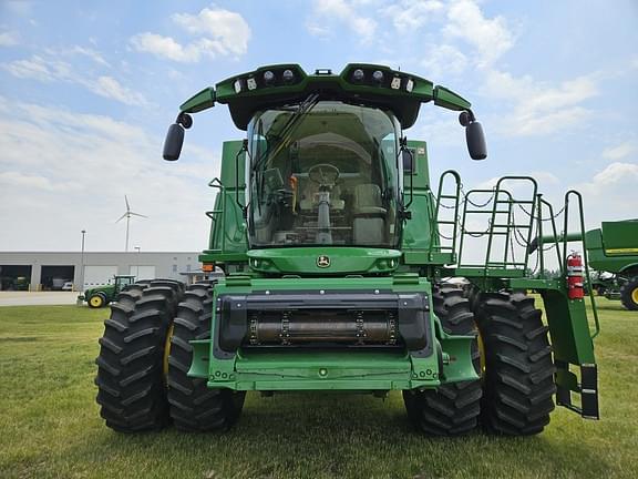 Image of John Deere S780 equipment image 1