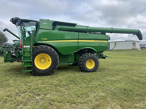 Image of John Deere S780 equipment image 3