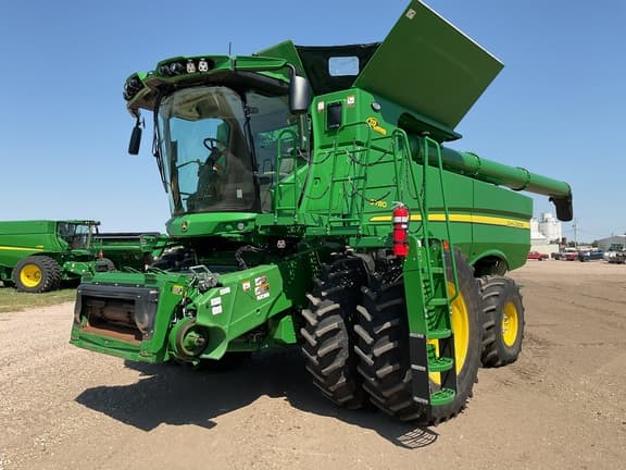 Image of John Deere S780 Primary image