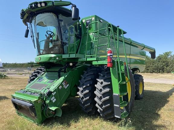 Image of John Deere S780 Primary image