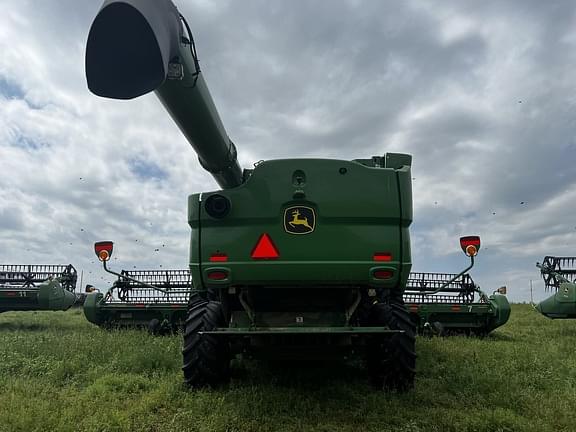 Image of John Deere S780 equipment image 3