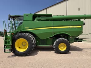 2023 John Deere S780 Image