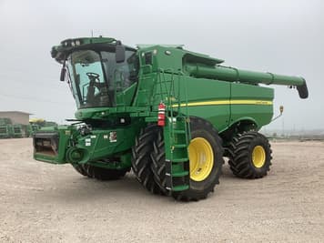 Main image John Deere S780