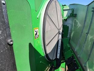 Main image John Deere S780 21