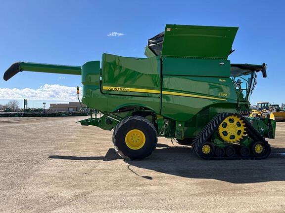 Image of John Deere S780 equipment image 4