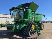 Thumbnail image John Deere S780 0