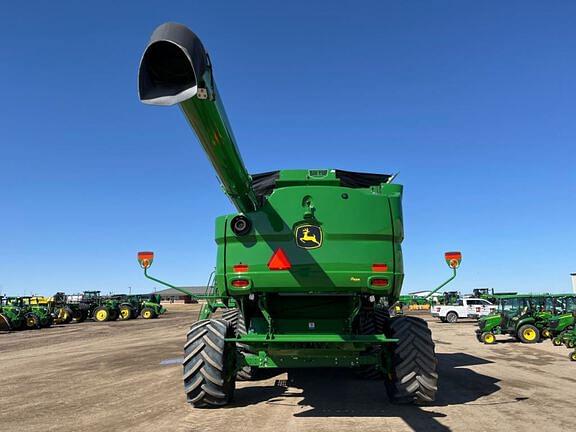 Image of John Deere S780 equipment image 3