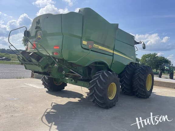 Image of John Deere S780 equipment image 2