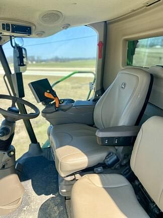 Image of John Deere S780 equipment image 4