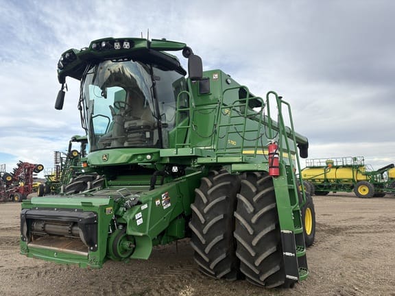 2023 John Deere S780 Equipment Image0