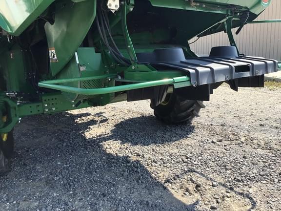Image of John Deere S780 equipment image 3