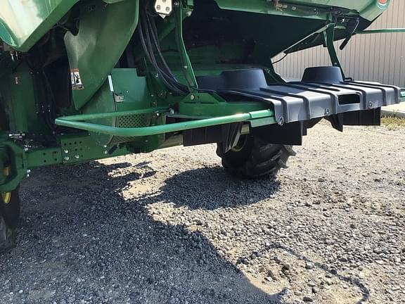 Image of John Deere S780 equipment image 4