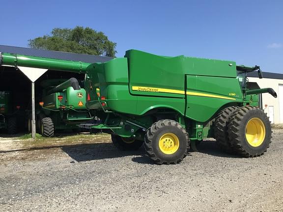 Image of John Deere S780 equipment image 3