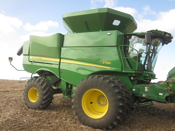 Image of John Deere S780 Primary image