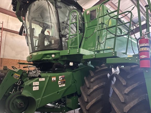 Image of John Deere S780 Primary image