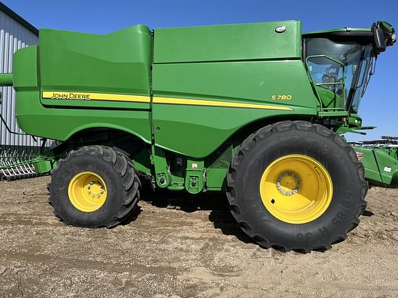 Image of John Deere S780 Primary image