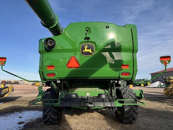 Image of John Deere S780 equipment image 3