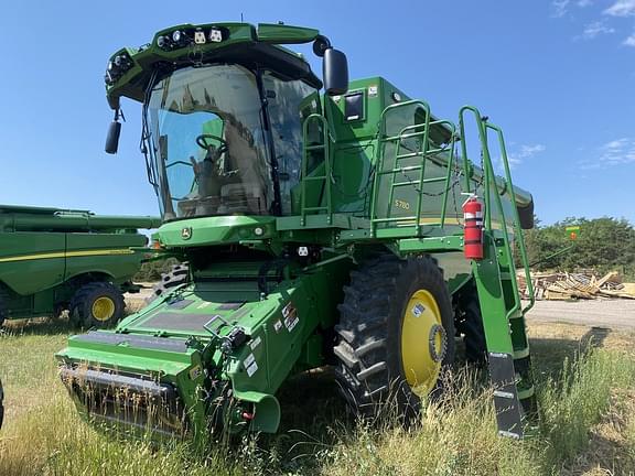 Image of John Deere S780 equipment image 1