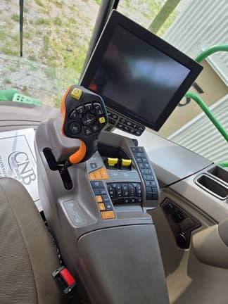 Image of John Deere S780 equipment image 2