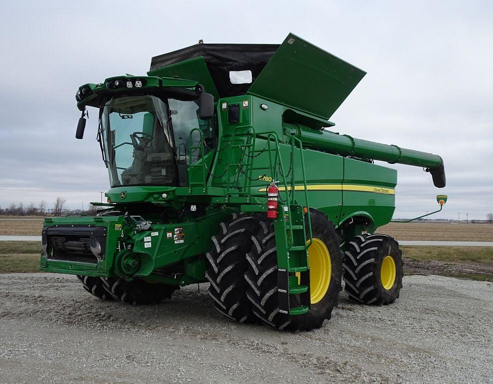 Image of John Deere S780 Primary image