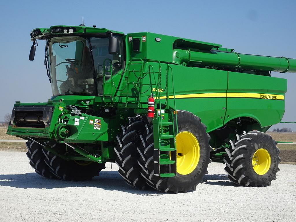 Image of John Deere S780 Primary image