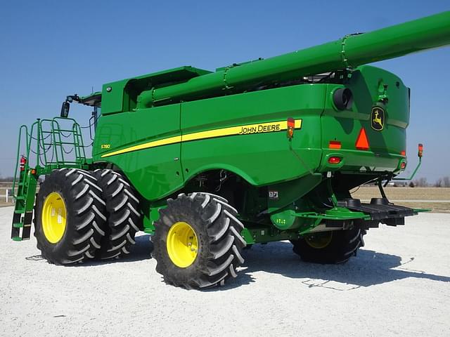 Image of John Deere S780 equipment image 4