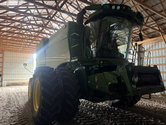 Image of John Deere S780 equipment image 4