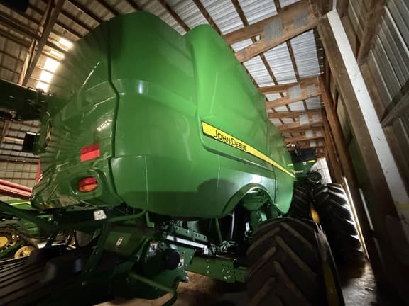 Image of John Deere S780 equipment image 4