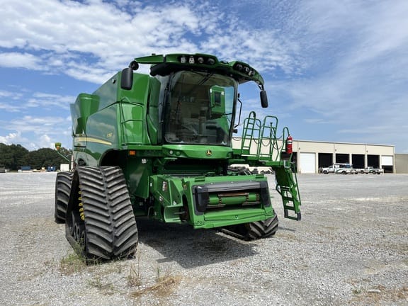 2023 John Deere S780 Equipment Image0
