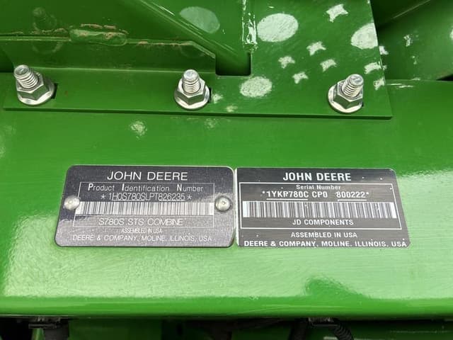 Image of John Deere S780 equipment image 1