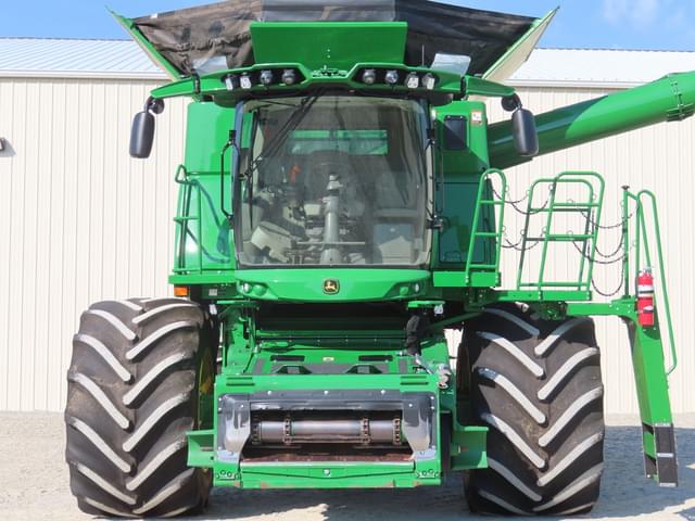 Image of John Deere S780 equipment image 2